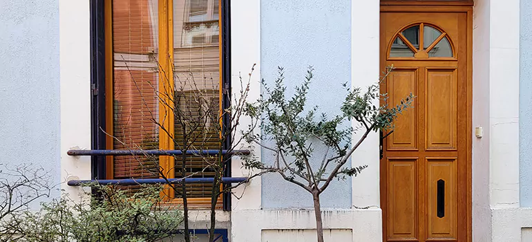 Residential Garage Doors Near Me in Vero Beach South, FL